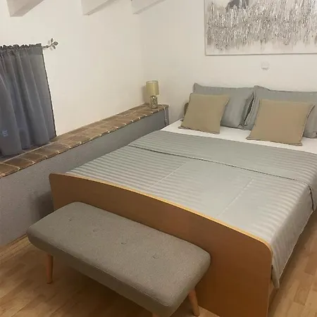Papilon Apartment